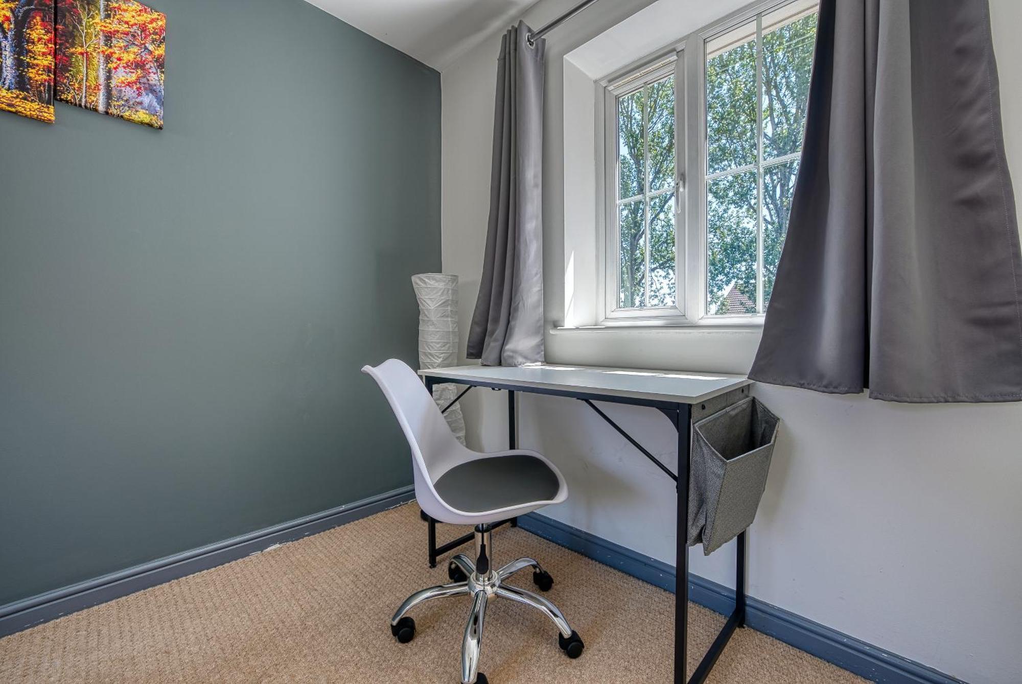 Nec Exhibitor Home, Stay Near Birmingham Airport Εξωτερικό φωτογραφία