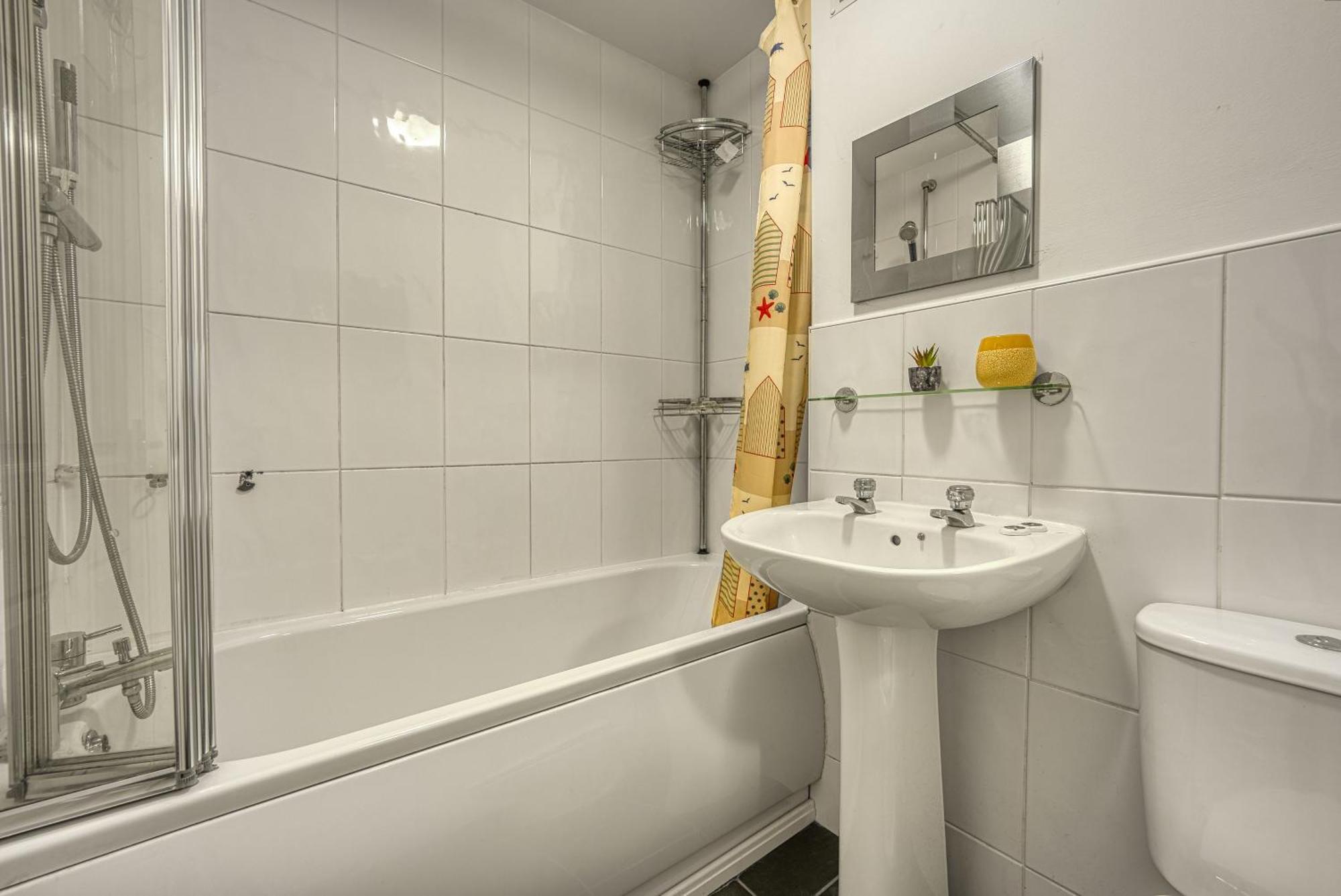 Nec Exhibitor Home, Stay Near Birmingham Airport Εξωτερικό φωτογραφία